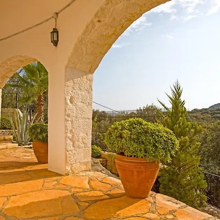 Villa Antiphellos Villari B *